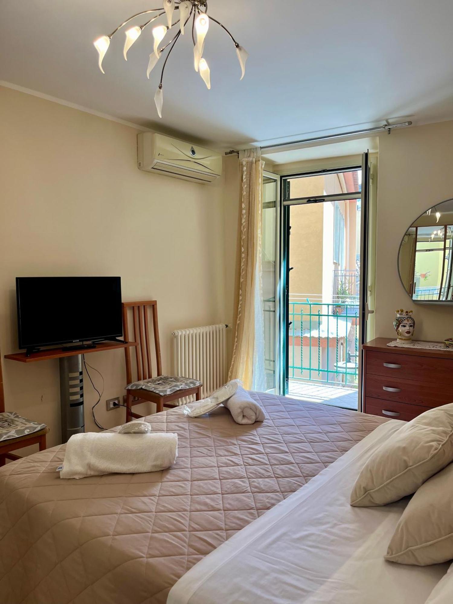Il Siciliano Apartment Taormina Exterior photo